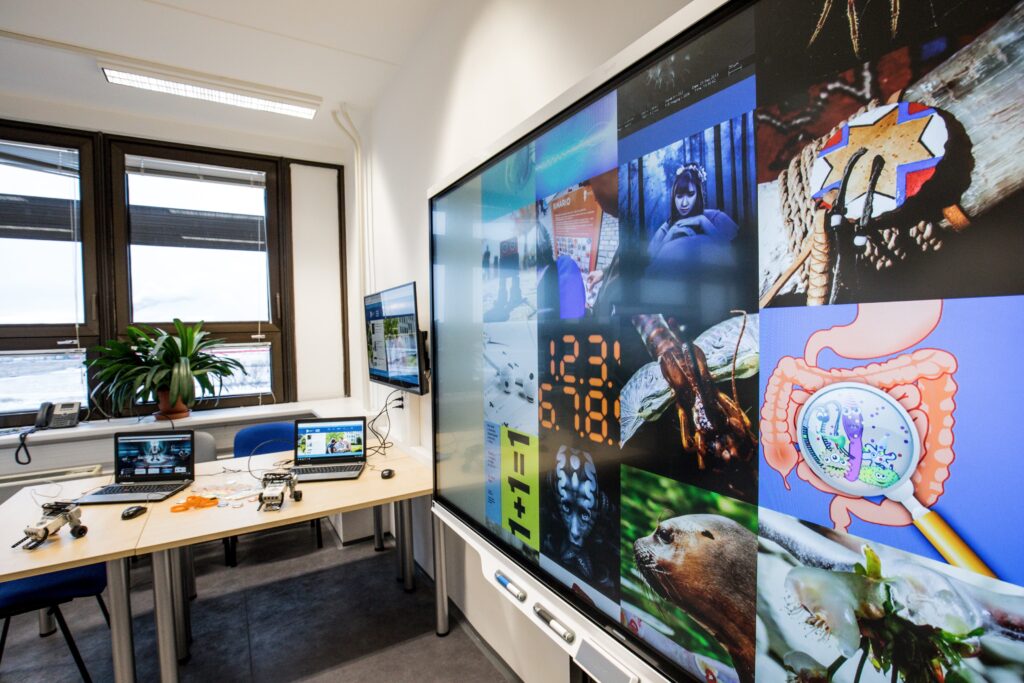 Příklady dobré praxe on-line výuky na ZČU - 16. díl (Princip převrácené třídy v on-line prostředí)